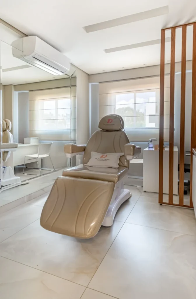 clinica-img29-danilocastro--768x1171